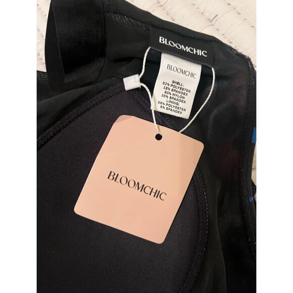 Bloomchic Floral Print Keyhole Pockets Swim Romper NEW NWT - Picture 9 of 12